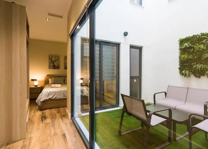 Luxury Downtown Suite. Apartman